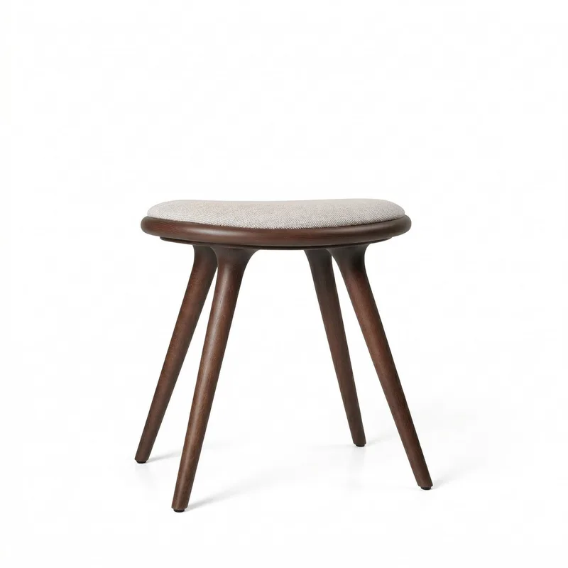 Low Stool von Mater in Brown Beech w. Kvadrat Clay 0012, 47 cm – Produktfoto