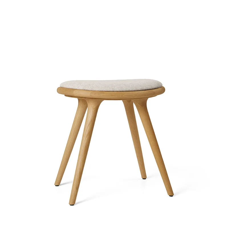 Low Stool by Mater in Oiled Oak w. Kvadrat Clay 0012, 47 cm – product photo