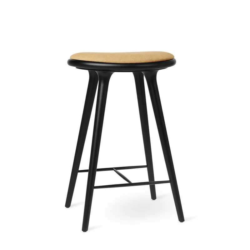 High Stool von Mater in Black Beech w. Kvadrat Clay 0007, 74 cm – Produktfoto