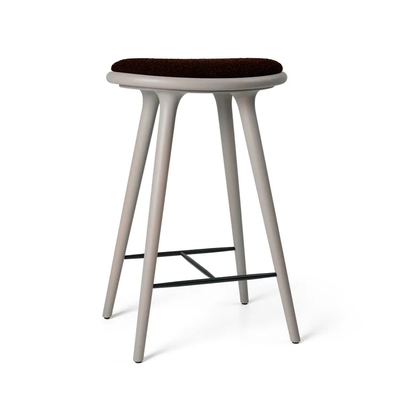 High Stool von Mater in Grey Beech w. Kvadrat Baru 0390, 69 cm – Produktfoto