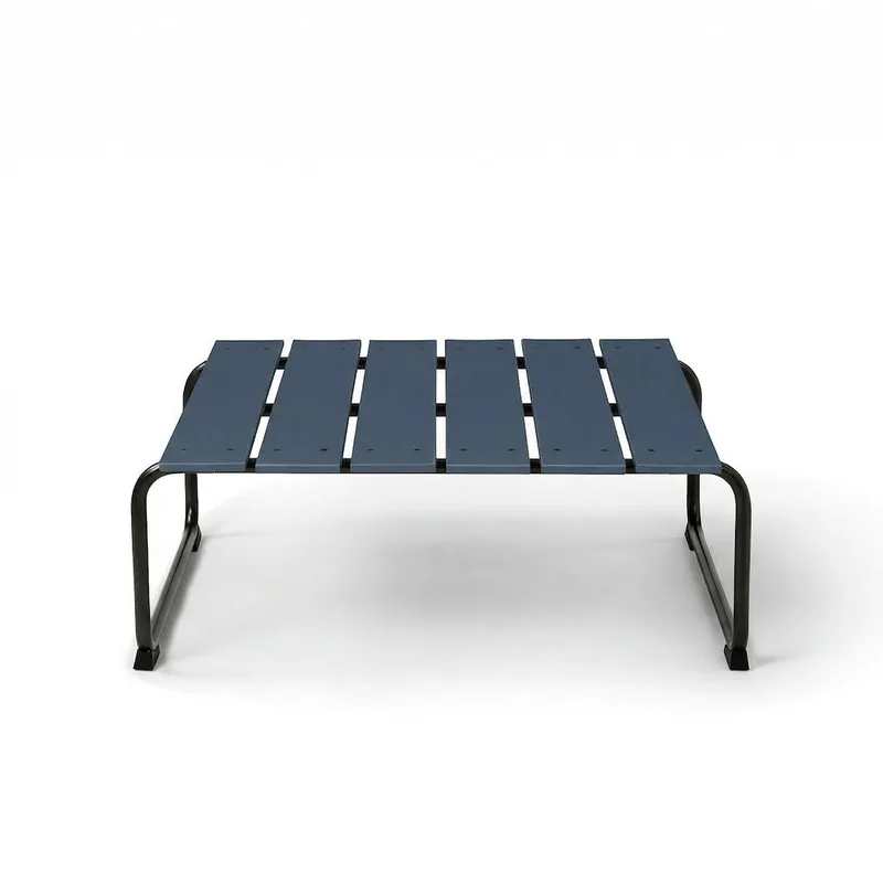 Ocean Lounge Table van Mater in Dusty Blue – productfoto