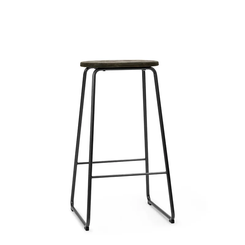 Earth Stool by Mater in Coffee Waste Dark, 74 cm – product photo