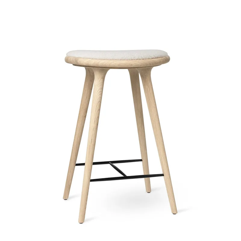 High Stool de Mater en Soaped Oak w. Baru 0200, 69 cm – photo du produit