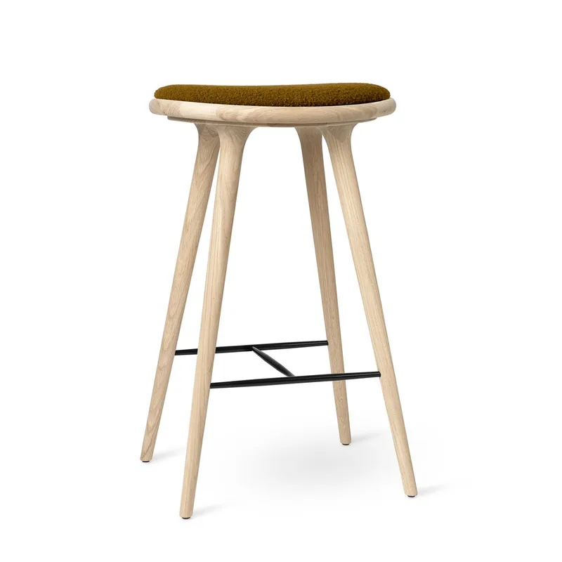 High Stool von Mater in Soaped Oak w. Baru 0450, 74 cm – Produktfoto