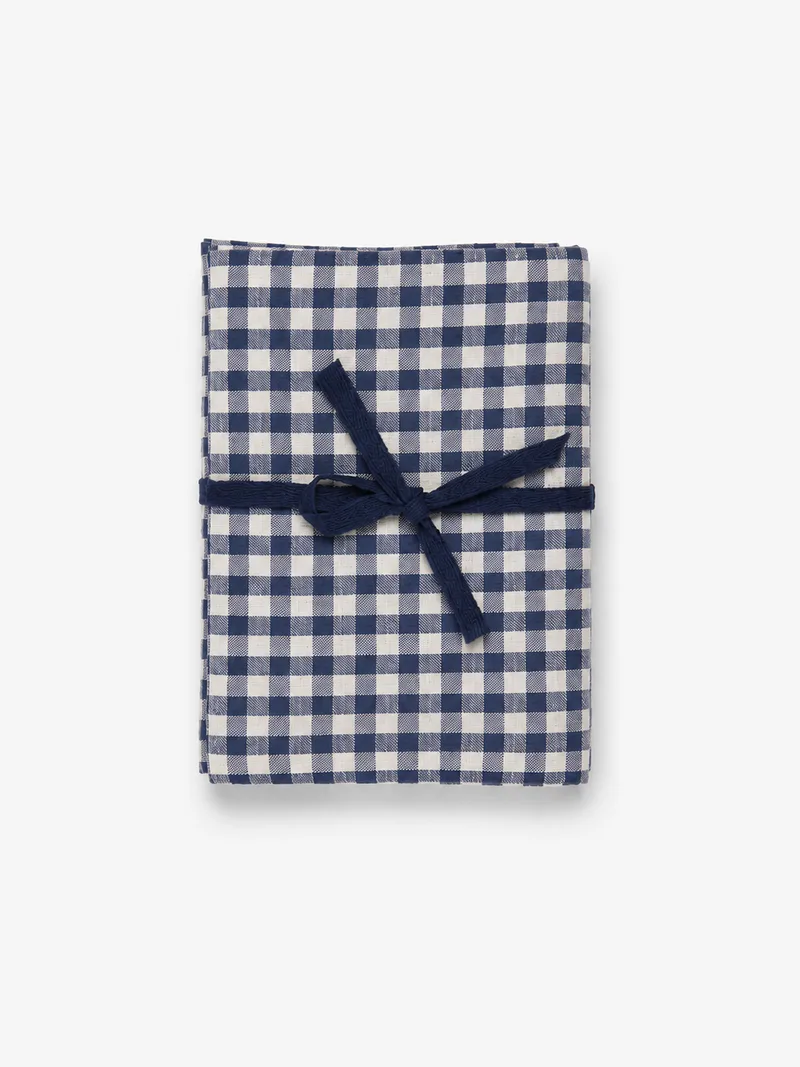 Blair Table Linen Blue 280x140 by Meublé – product photo 2 of 2