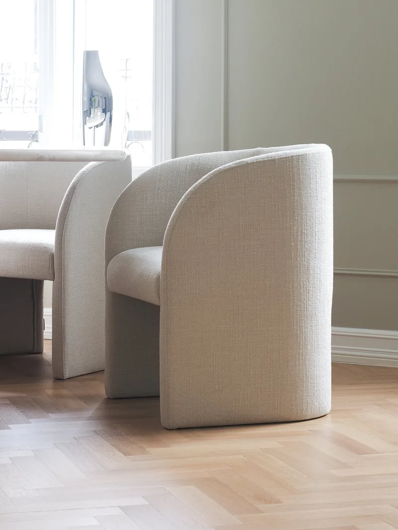 Chloè Dining Chair - Cream de Meublé – photo d’ambiance