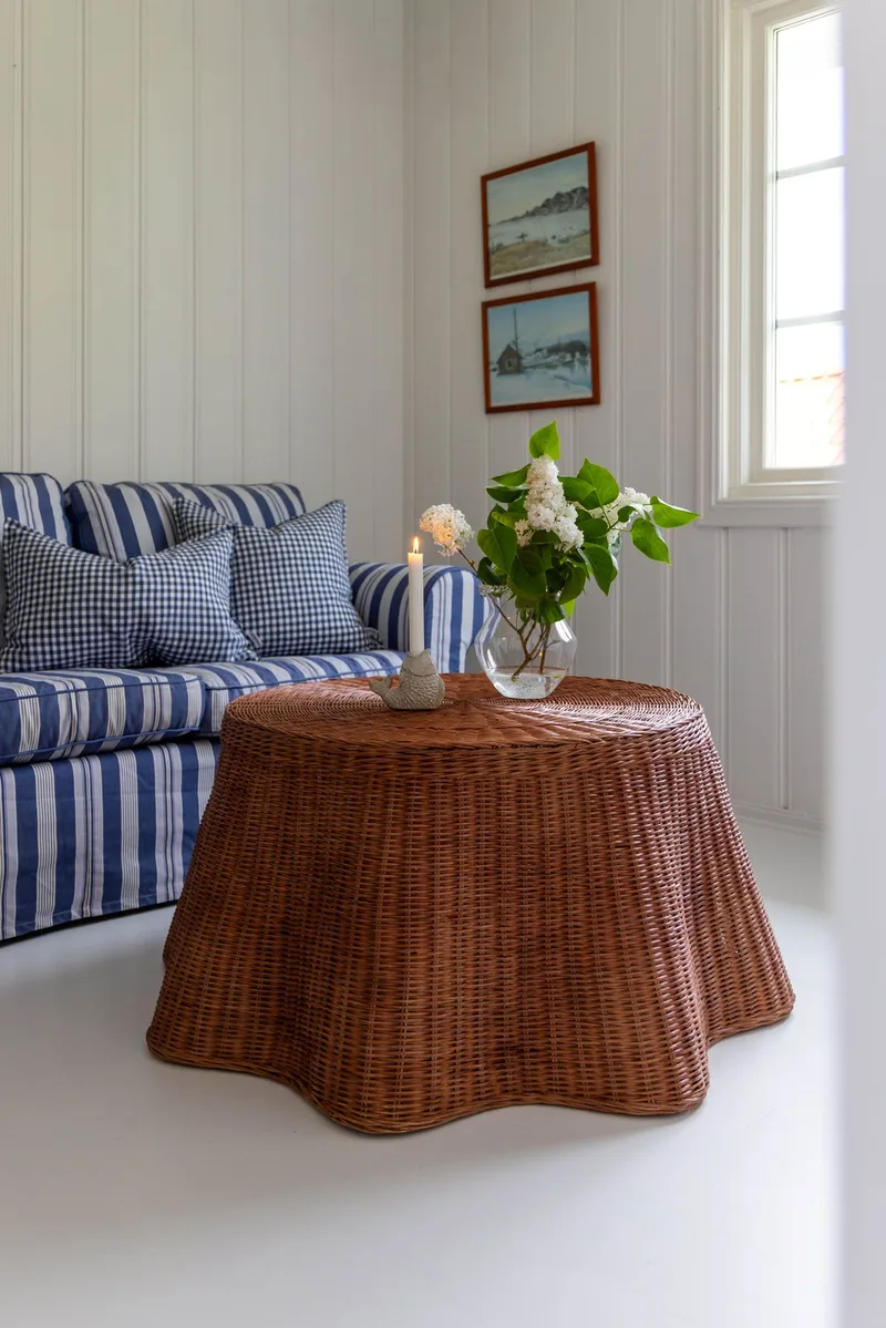 Ivy Coffee Table by Meublé – interior photo