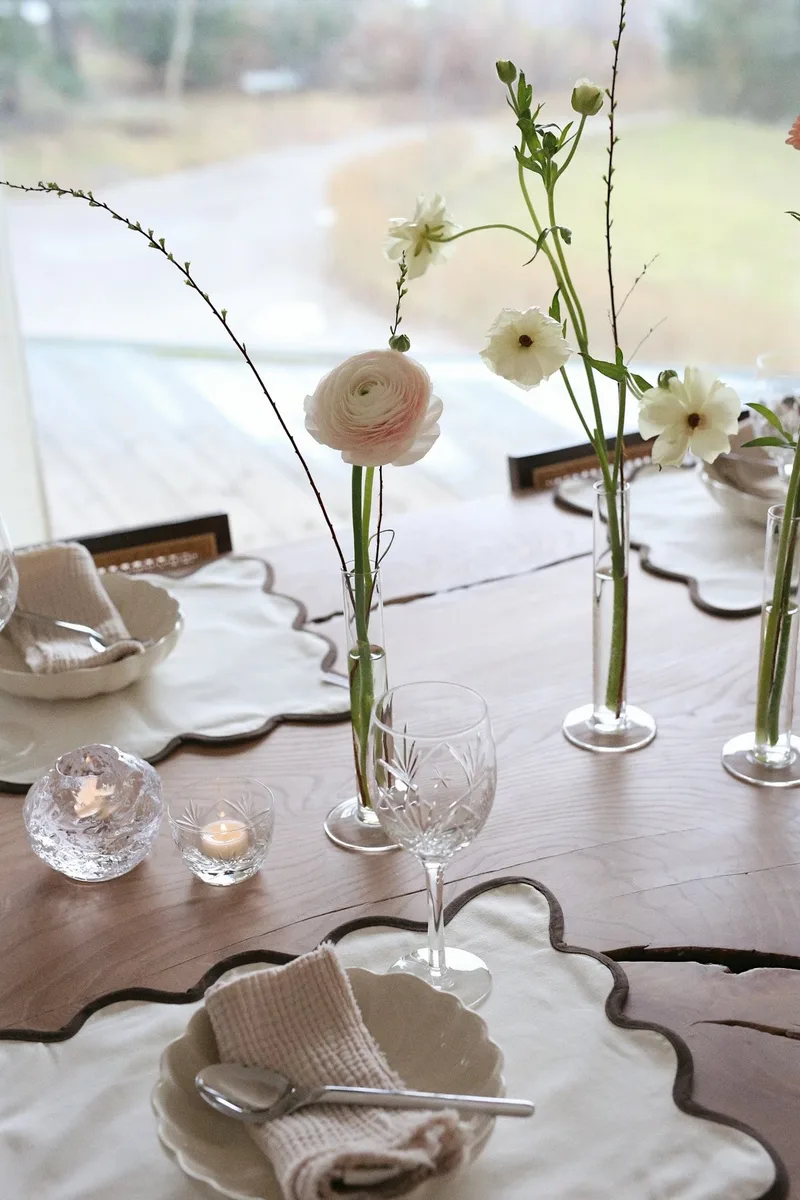 Poppy Placemat Cream Brown van Meublé – sfeerfoto