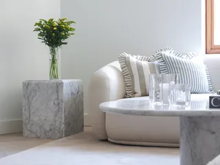 Bob Sofa bouclé by Meublé – interior photo 1 of 2