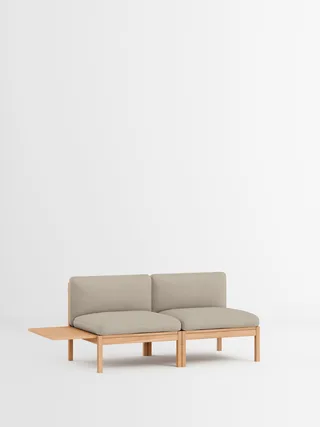 2 Seater Sofa with 1 Side Table von MOEBE in Autumn, Autumn 101, Oak – Produktfoto 24 von 34