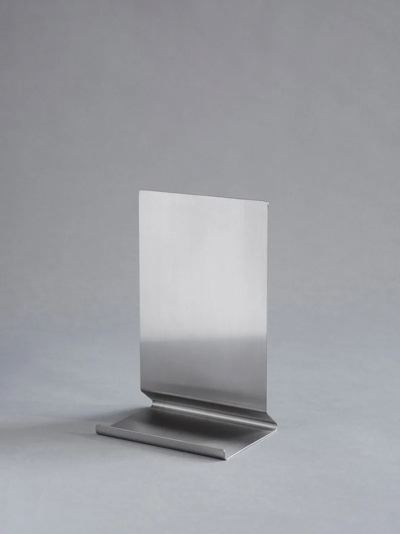 Penguin x MOEBE Book Stand by MOEBE in Black – product photo 3 of 4