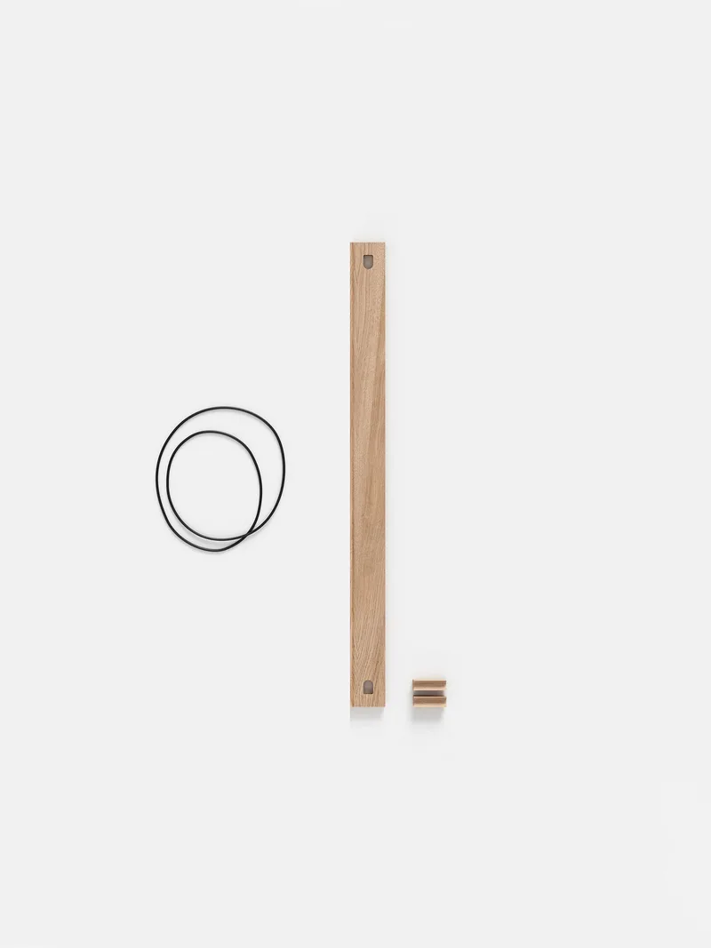 Part – Magazine Shelf von MOEBE in Oak – Produktfoto