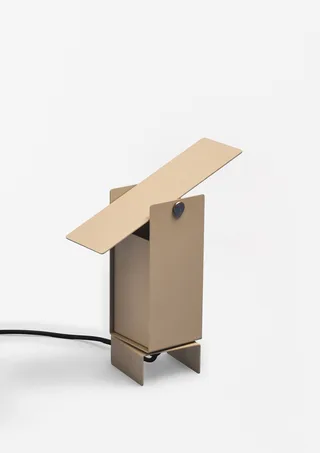 Pivoting Table Lamp de MOEBE en Sand – photo du produit 1 sur 3