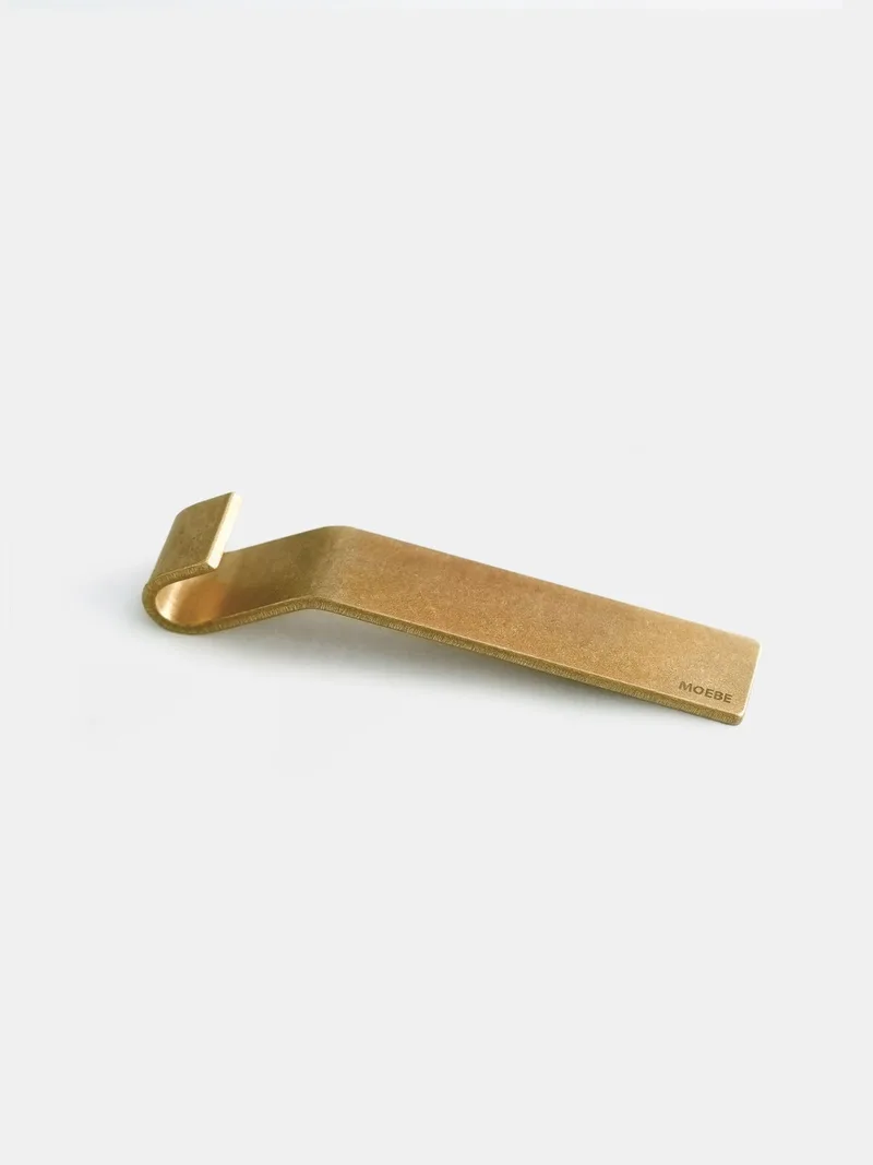 Bottle Opener von MOEBE in Brass – Produktfoto