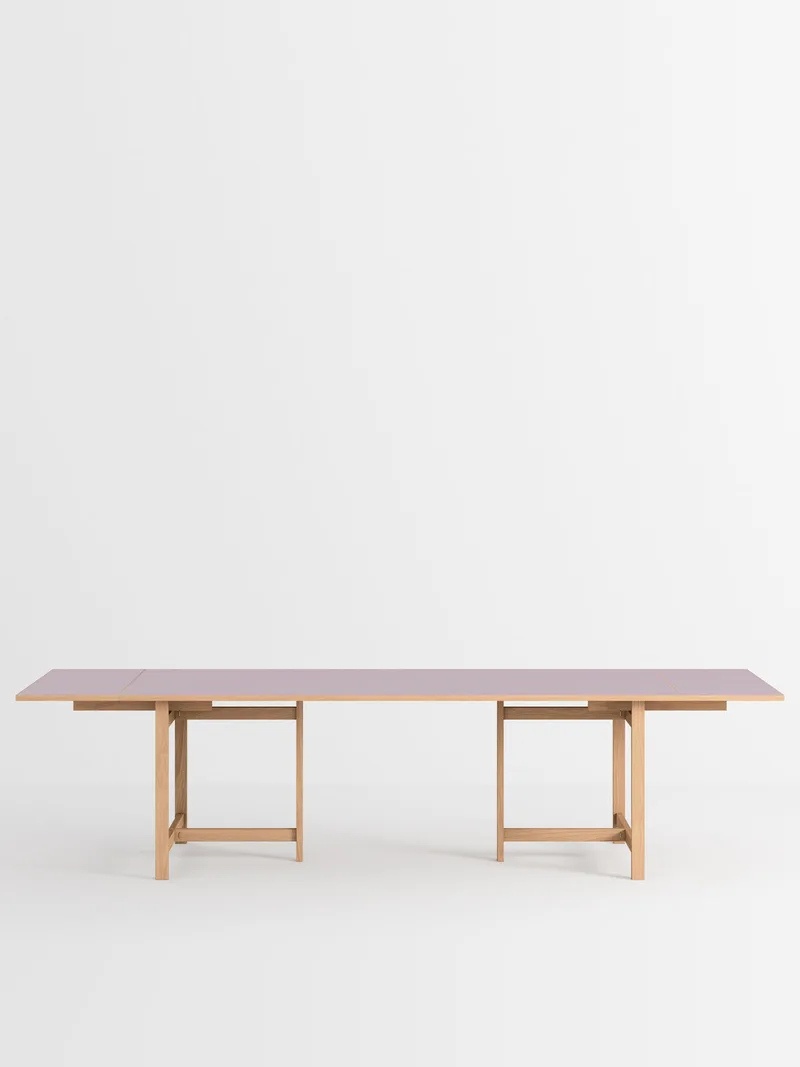 Rectangular Dining Table de MOEBE en 160 cm, 2, Burgundy – photo du produit 9 sur 13