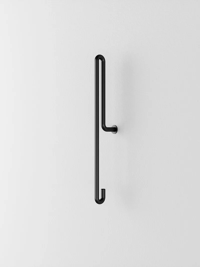 Wall Hook by MOEBE in Large (1 pcs.), Black – product photo