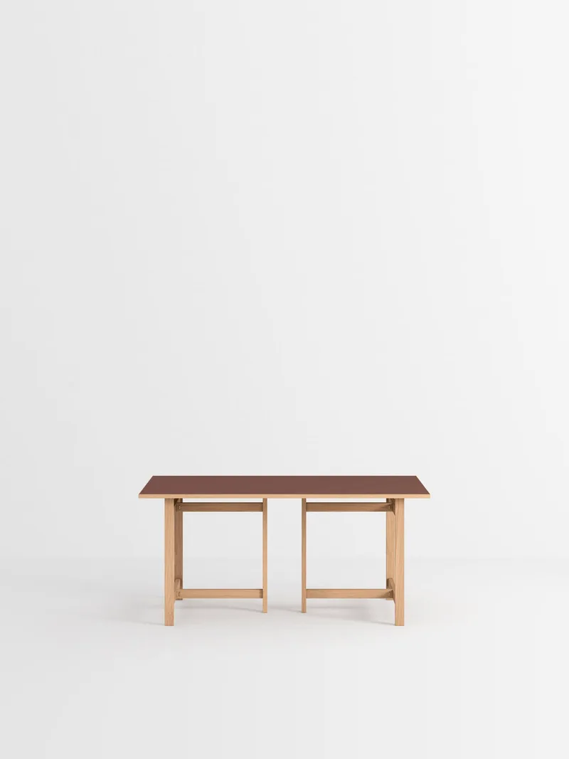 Rectangular Dining Table van MOEBE in 160 cm, 0, Burgundy – productfoto 13 van 13