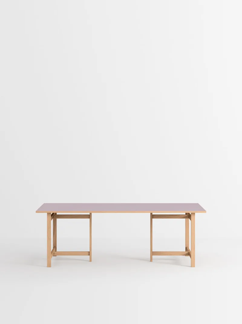 Rectangular Dining Table de MOEBE en 160 cm, 2, Burgundy – photo du produit 7 sur 13