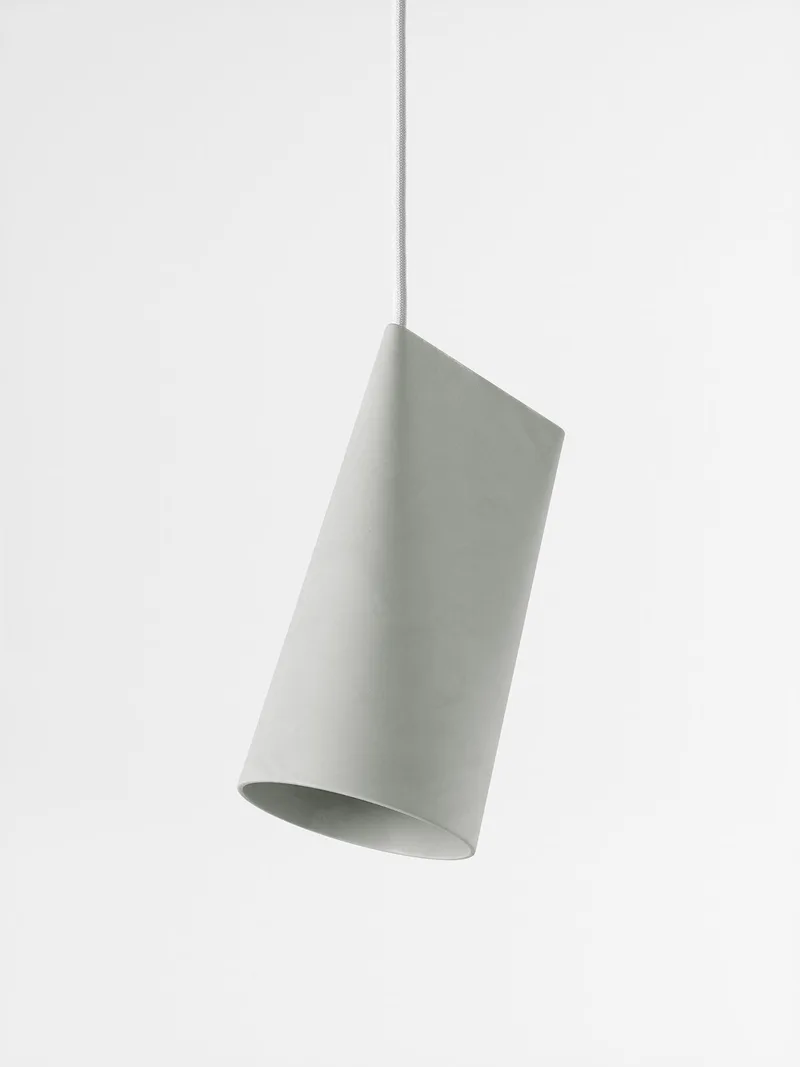 Ceramic Pendant – Narrow von MOEBE in Light Grey – Produktfoto