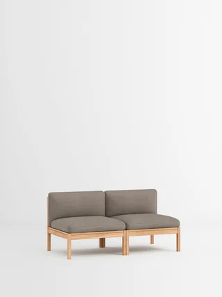 2 Seater Sofa von MOEBE in Autumn, Autumn 101, Oak – Produktfoto 7 von 34