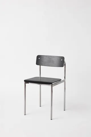Offset Chair van MOEBE in Black, Black, Black – productfoto 1 van 11