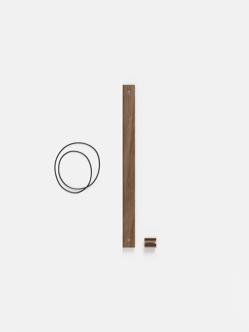 Part – Magazine Shelf von MOEBE in Smoked Oak – Produktfoto
