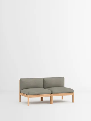 2 Seater Sofa von MOEBE in Autumn, Autumn 101, Oak – Produktfoto 34 von 34