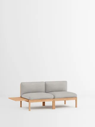 2 Seater Sofa with 1 Side Table von MOEBE in Autumn, Autumn 101, Oak – Produktfoto 10 von 34
