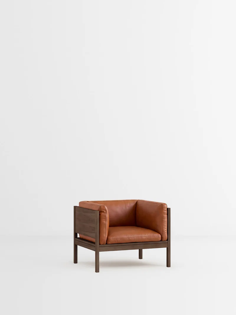 Lounge Chair van MOEBE in Leather, Cognac Leather, Smoked Oak – productfoto