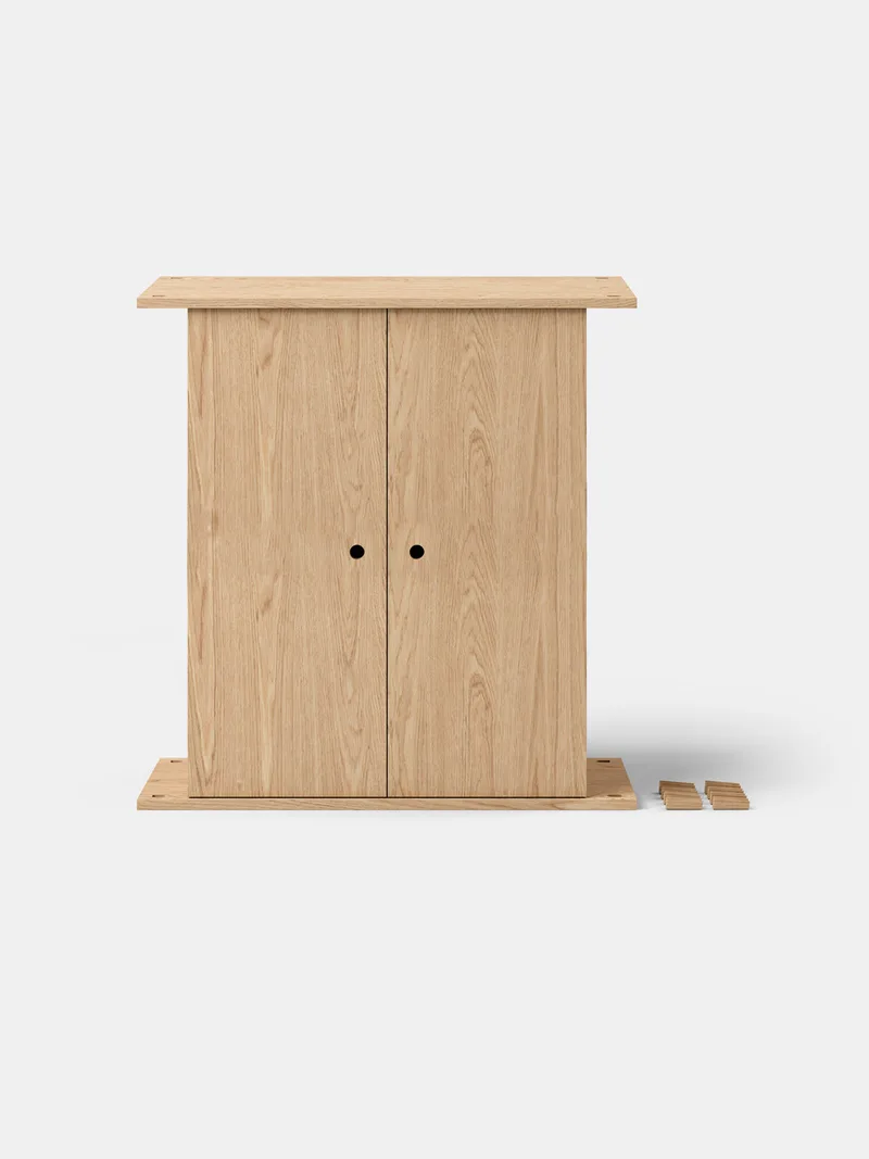 Part - Tall Cabinet de MOEBE en Oak – photo du produit