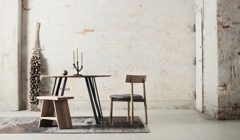 Dining table Space Natural Ø120 – Natural oil van MUUBS – sfeerfoto 2 van 3