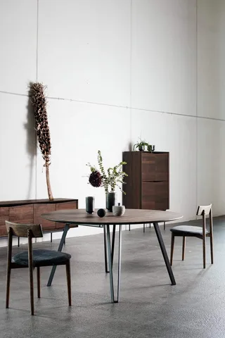 Dining table Space Smoked Ø150 by MUUBS – interior photo 8 of 11