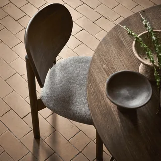 Dining table Space Smoked Ø150 by MUUBS – interior photo 1 of 11