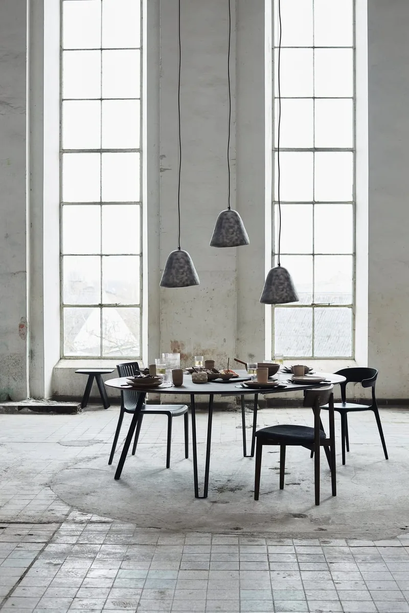 Dining table Space Smoked Ø150 by MUUBS – interior photo 2 of 11