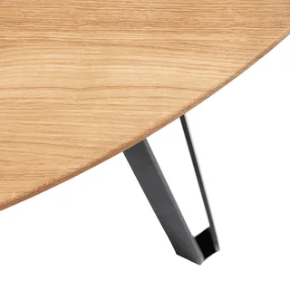 Dining table Space Natural Ø150 – Natural oil by MUUBS – interior photo 7 of 8