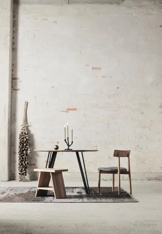Dining table Space Natural Ø120 – Natural oil van MUUBS – sfeerfoto 1 van 3