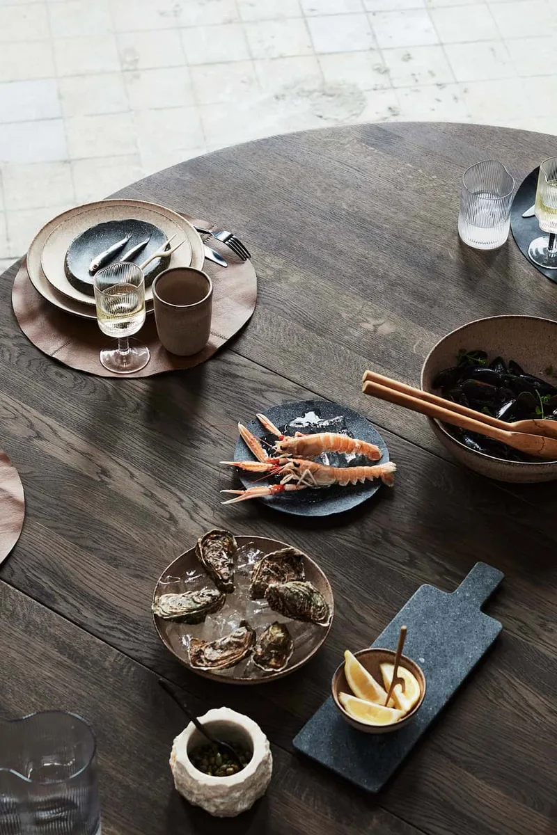 Dining table Space Smoked Ø150 by MUUBS – interior photo 3 of 11