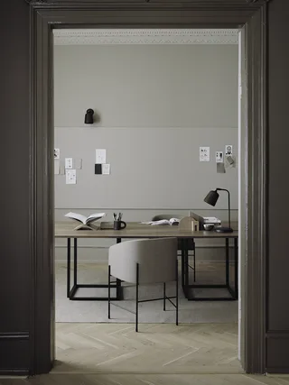 Covent Chair von New Works – Ambientefoto 5 von 8