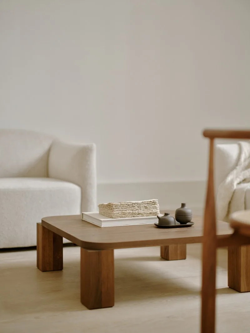 Atlas Coffee Table 82x82 von New Works – Ambientefoto 2 von 4