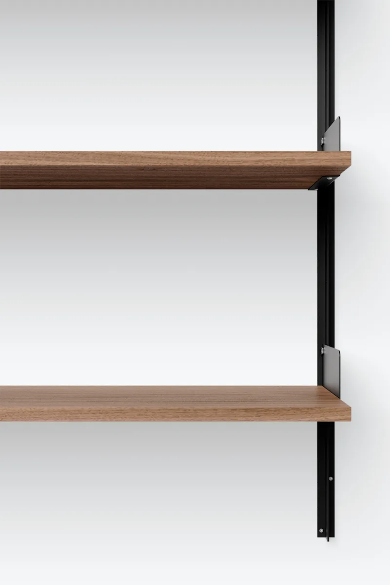 New Works Wall Shelf, 1900 de New Works – photo d’ambiance 2 sur 4