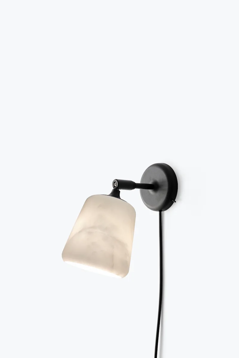 Material Wall Lamp von New Works – Produktfoto