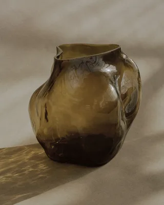 A STUDY 001 / Blæhr Vase Large van New Works – sfeerfoto 2 van 6