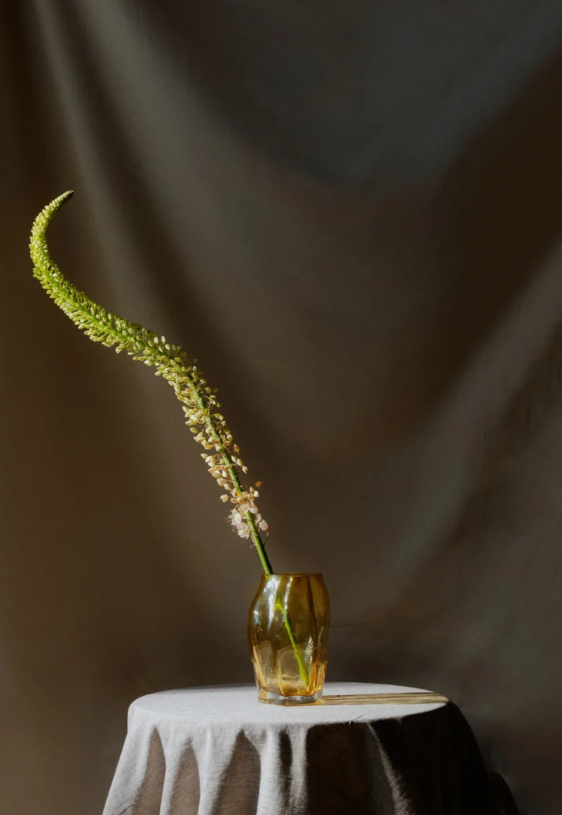 A STUDY 001 / Blæhr Vase Small de New Works – photo d’ambiance 4 sur 8