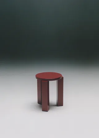 Atlas Stool Round von New Works – Ambientefoto 3 von 4