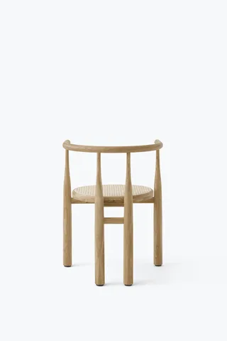 Bukowski Chair van New Works – productfoto 4 van 11
