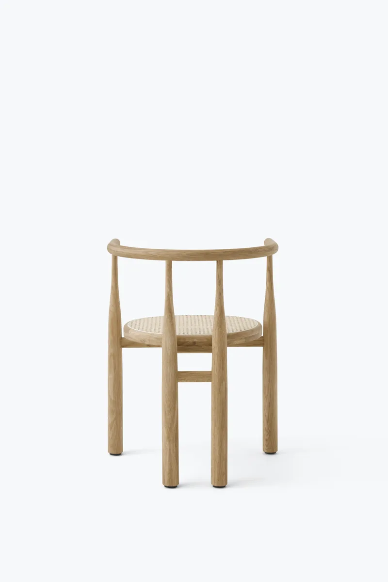Bukowski Chair van New Works – productfoto 4 van 11