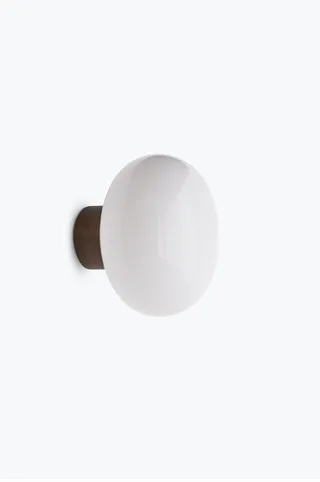 Karl-Johan Wall Lamp de New Works – photo du produit 3 sur 3