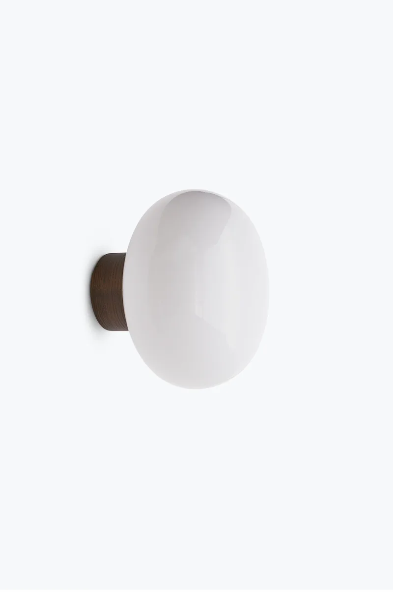 Karl-Johan Wall Lamp de New Works – photo du produit 3 sur 3