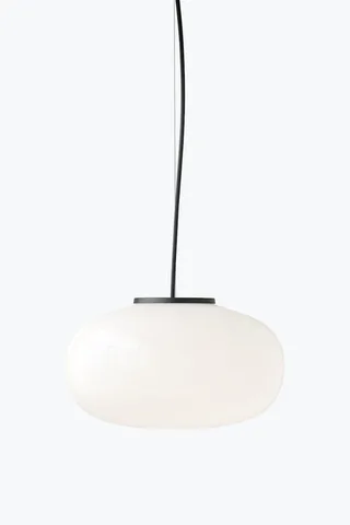 Karl-Johan Pendant Lamp Large de New Works – photo du produit 1 sur 4