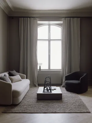 Covent Lounge Chair by New Works – interior photo 7 of 8